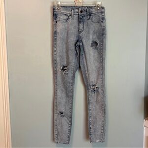 Universal Thread Jeans